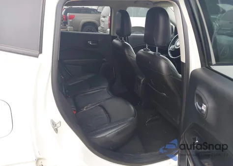 2020 Jeep Compass Limited 4X4 from USA, damaged, VIN 3C4NJDCB6LT196010